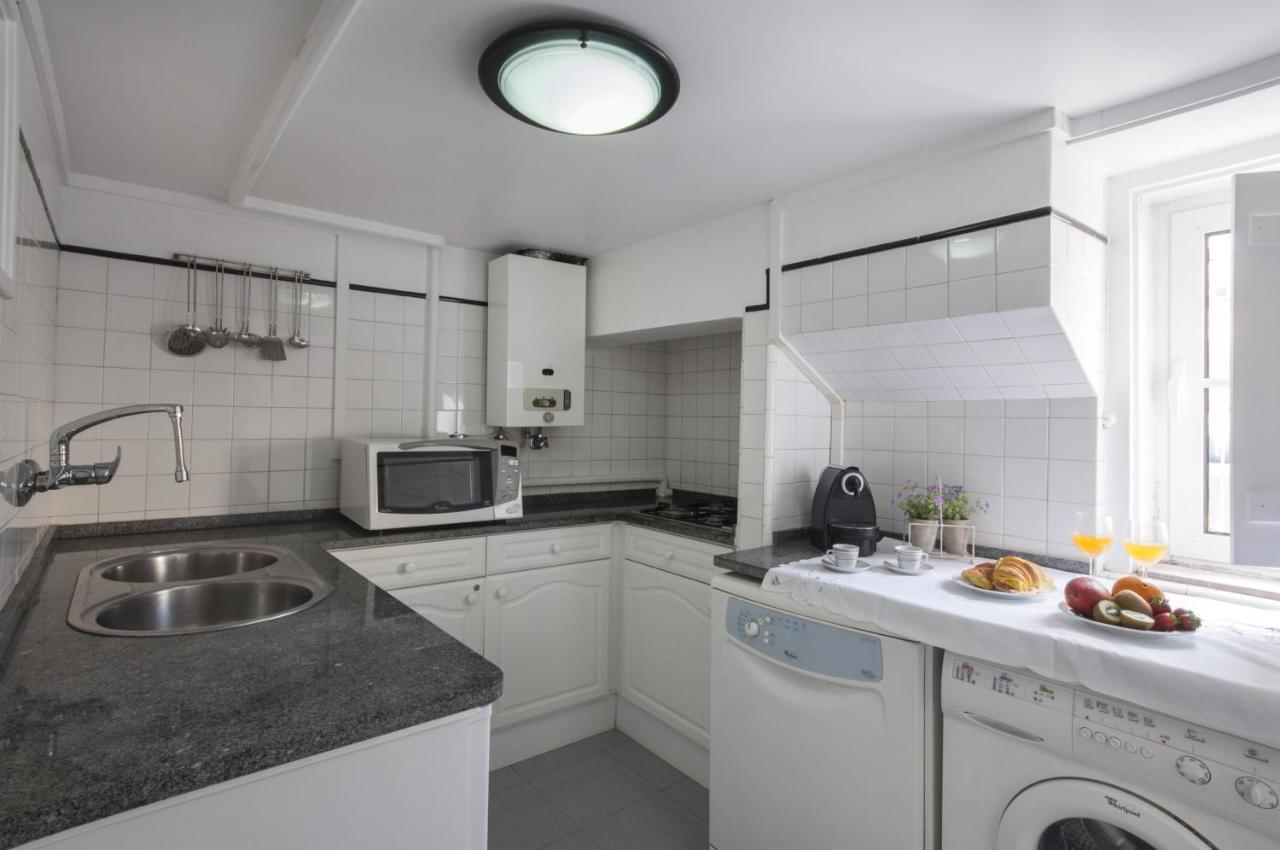 דירות ליסבון Chic Urban Retreat At Downtown With Balcony & Views מראה חיצוני תמונה